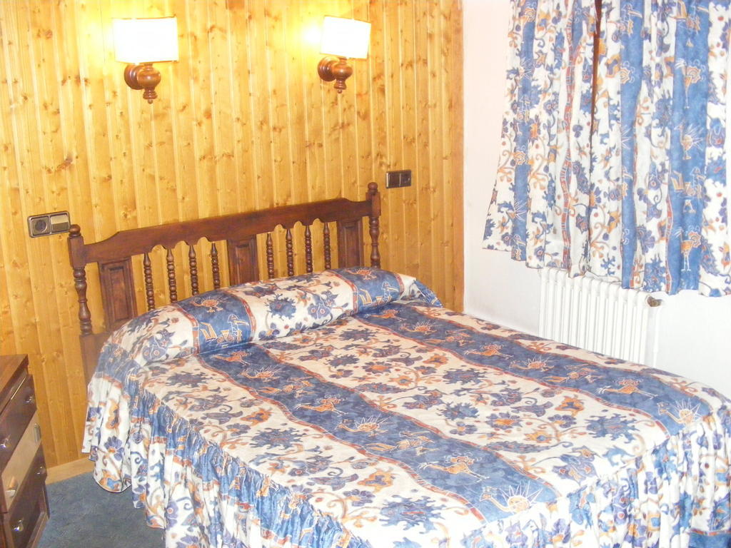 Hotel Europa Les Pokój zdjęcie