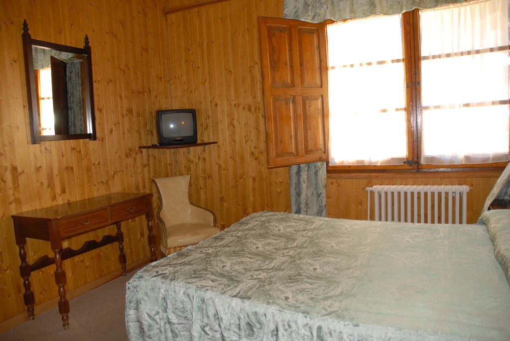 Hotel Europa Les Pokój zdjęcie