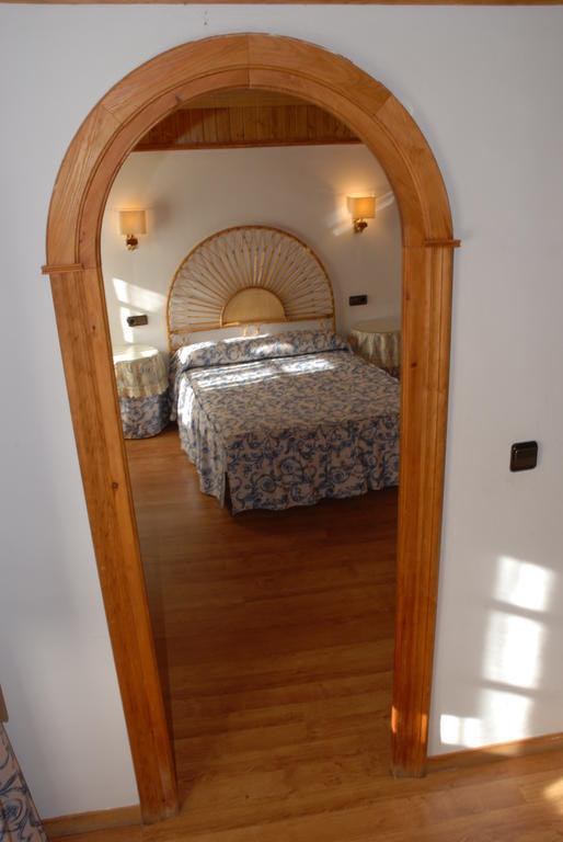 Hotel Europa Les Zewnętrze zdjęcie